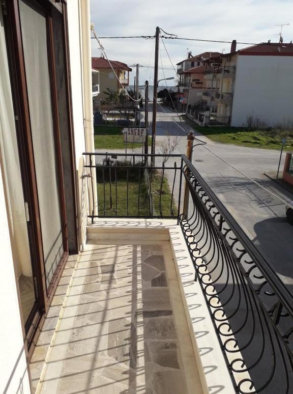 Villa Eleon 1 Nea Vrasna Exterior foto